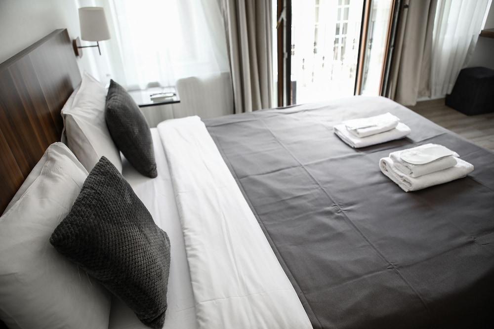 Alyon Suite Hotel อิสตันบูล ภายนอก รูปภาพ