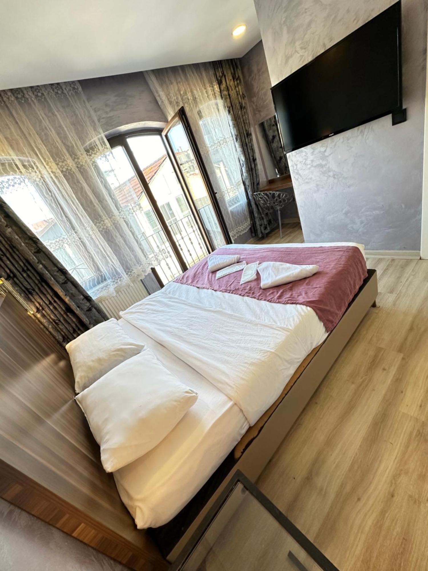 Alyon Suite Hotel อิสตันบูล ภายนอก รูปภาพ